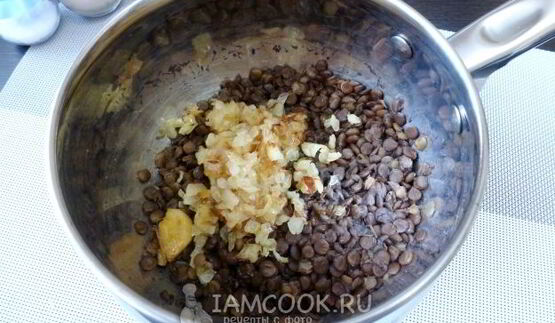 шампиньоны, фаршированные чечевицей