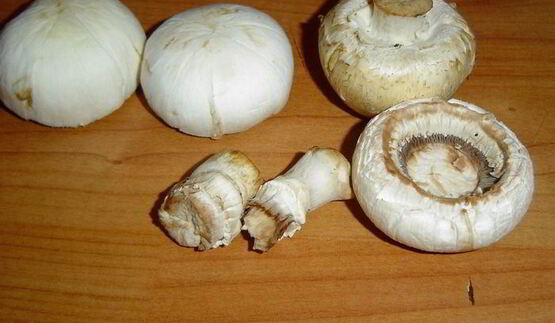 шампиньоны фаршированные морское искушение