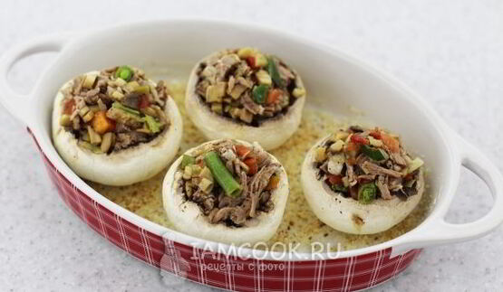 шампиньоны фаршированные мясом