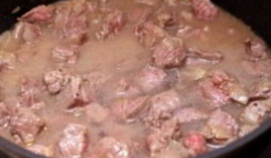 гуляш из говядины с картошкой