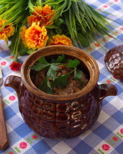 Рецепт гуляша из говядины в духовке