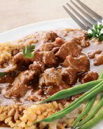 Гуляш из говядины в мультиварке