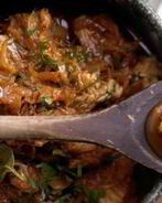 Гуляш из индейки с подливкой