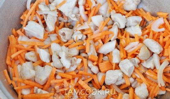 гуляш из куриной грудки