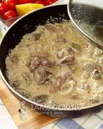 Гуляш из куриной печени