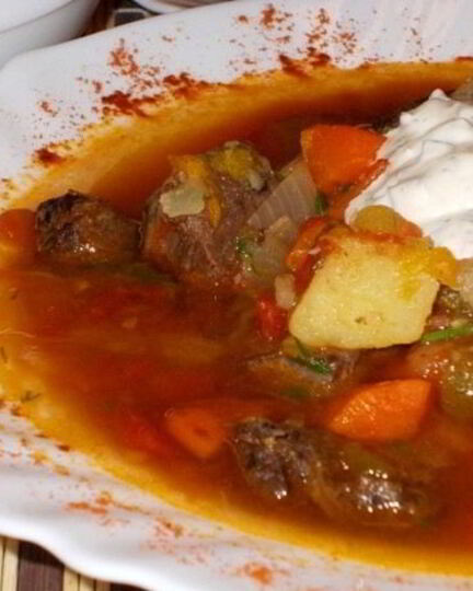 Рецепт гуляша из оленины