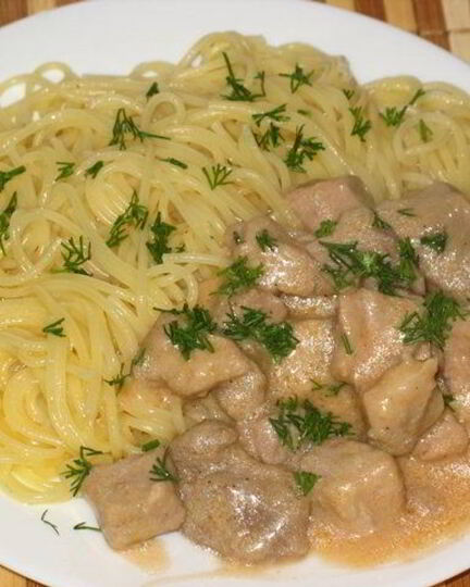Рецепт гуляша из свинины со сливками