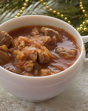 Гуляш из свиного окорока