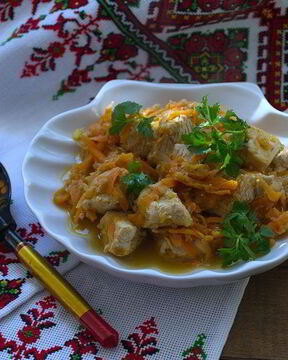 Гуляш с подливкой