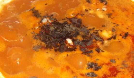 суп-гуляш с шеей индейки