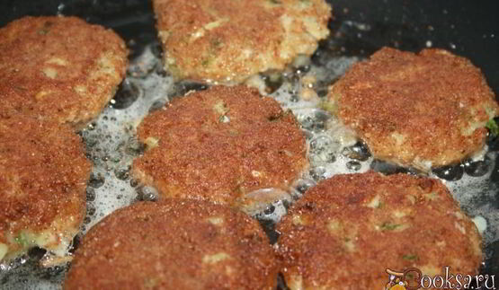хрустящие рыбные котлетки из филе хека