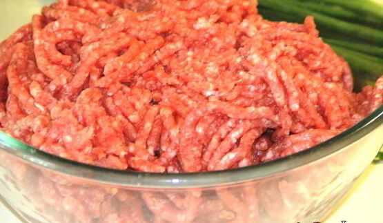 котлетки в азиатском стиле с салатом из рукколы