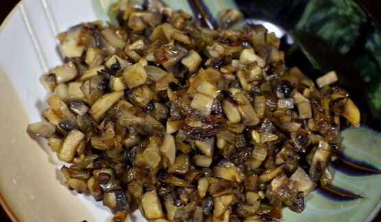 котлеты из говядины с грибами