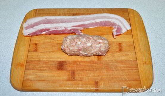 котлеты из мясного фарша в беконе