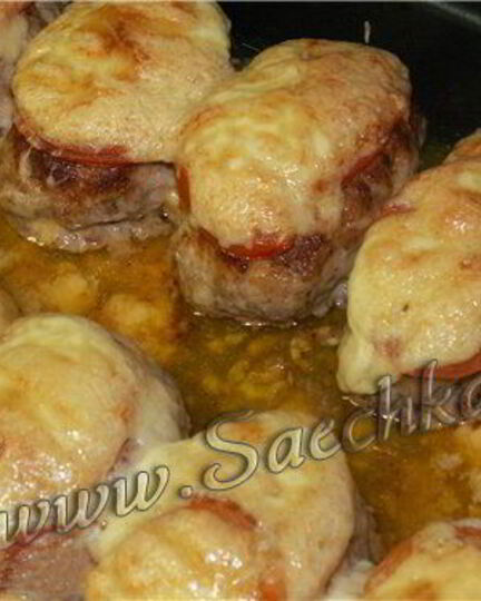 Рецепт котлет из свинины с помидорами и чесноком