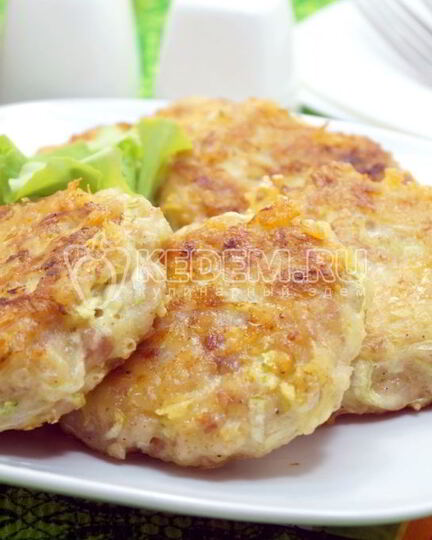 Рецепт куриных котлет с кабачком