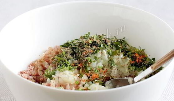 пикантные куриные котлетки