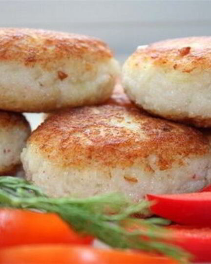 Рецепт рыбных котлет с манкой