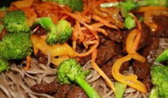 лапша с говядиной