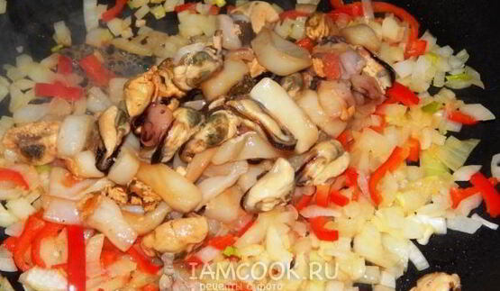 лапша с морепродуктами