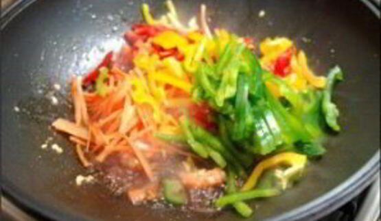 лапша в воке