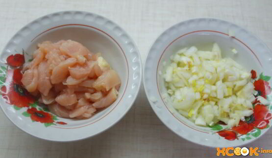 лазанья с курицей и шампиньонами