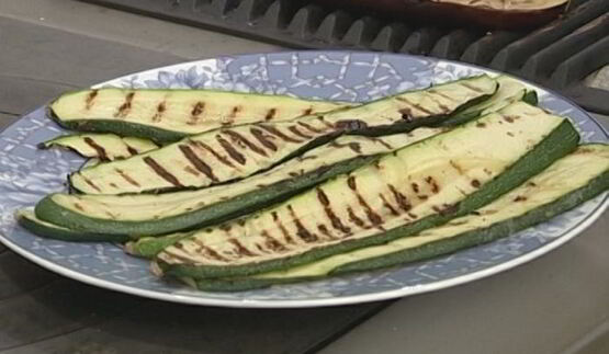 овощная лазанья с козьим сыром