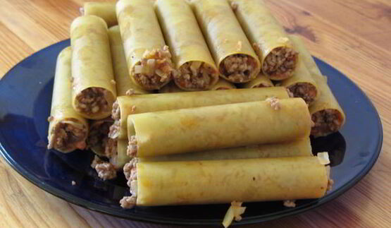 каннеллони под соусом бешамель