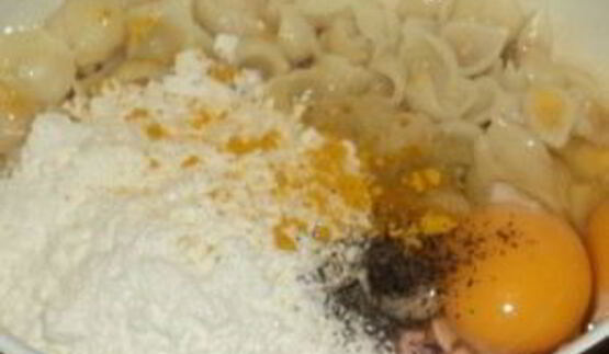 макароны на сковороде