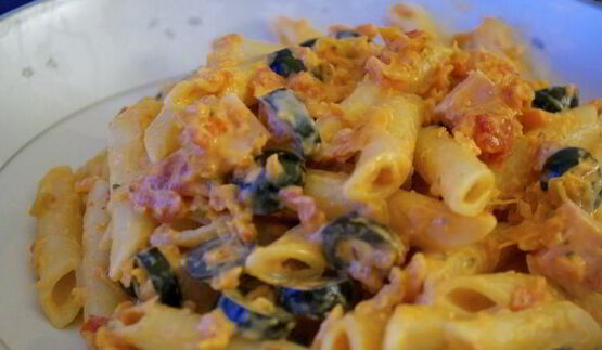 паста с двойным соусом