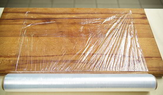 паста с роллом из дорадо и креветки