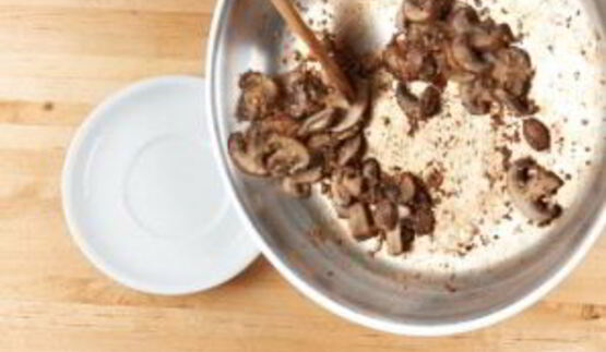 паста с шампиньонами и томатами