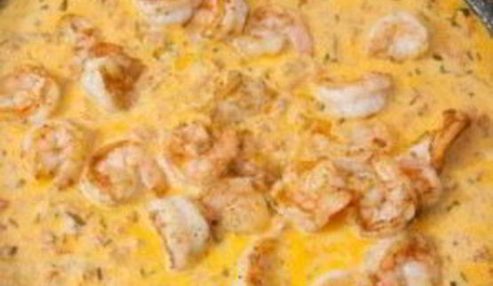 спагетти с креветками в сливочно-томатном соусе