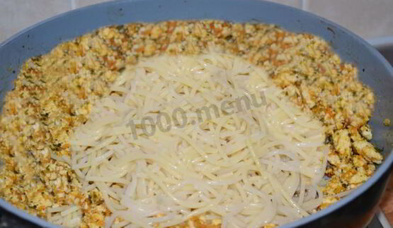 спагетти с куриным фаршем