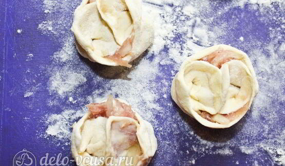 манты на сковороде