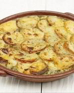 Картофель со свининой по-французски