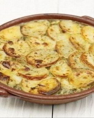 Картофель со свининой по-французски