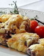 Мясо по-французски со сливками и пармезаном