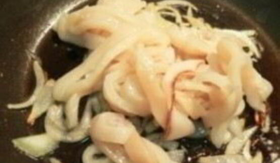 бефстроганов из кальмаров