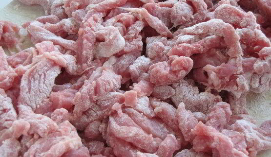 бефстроганов с грибами и сладким перцем