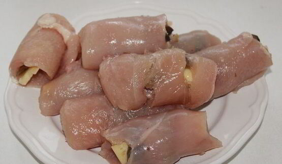 фаршированные куриные грудки в слоеном тесте