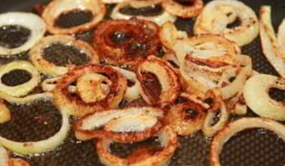 говядина на сковороде гриль