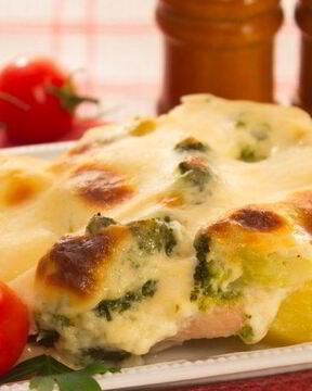 Индейка под соусом бешамель