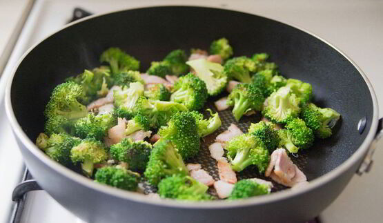 куриные корзиночки с брокколи