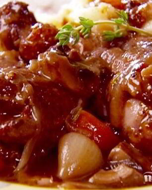 Курица в винном соусе