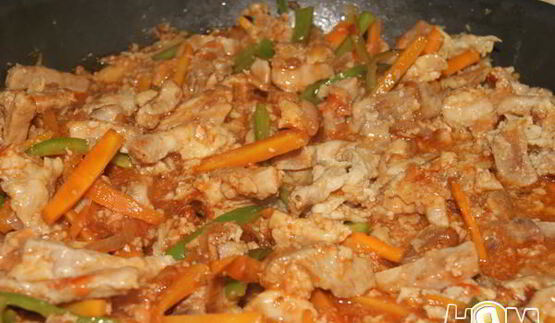 мясо в кляре с овощами