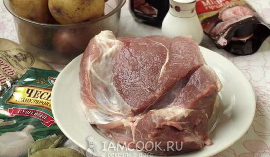 свиная лопатка в духовке с картошкой