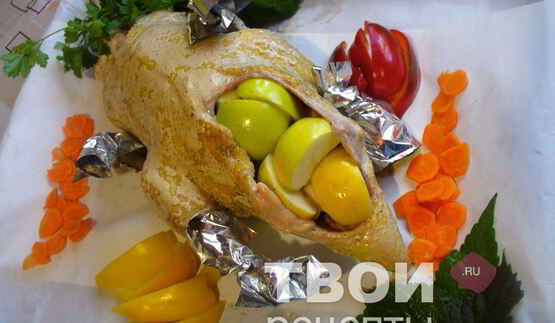 утка с яблоками