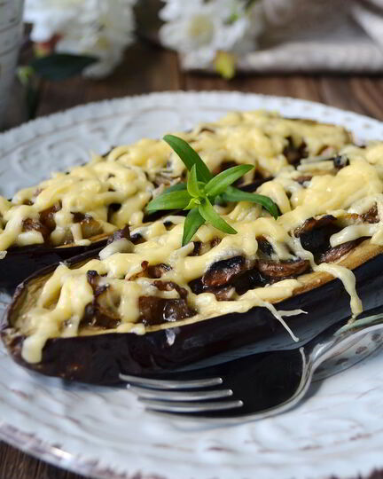 Рецепт баклажанов, фаршированных грибами