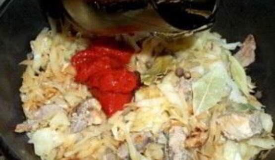 капуста со свининой